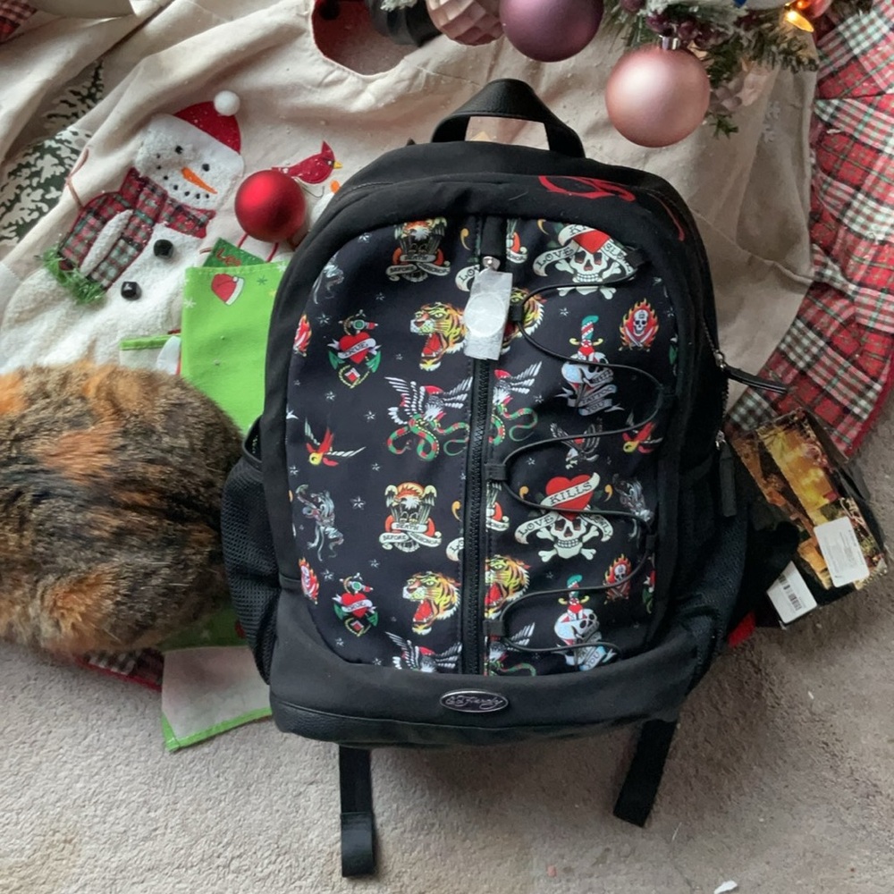 Ed Hardy - Picture 4 of 5